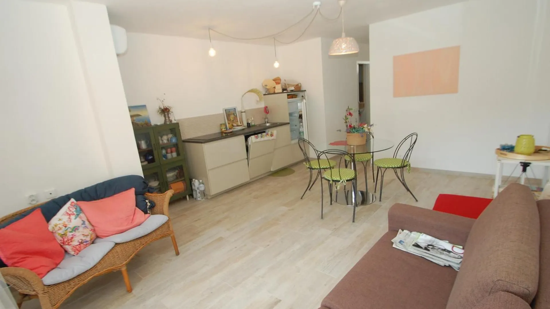 Beau 3P Renove Avec Terrasse, Parking Prive Et Climatisation - Fr-1-196-267 Apartment Menton